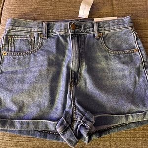American Eagle mom shorts
